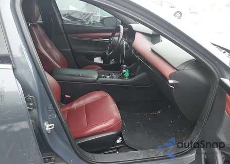 2021 Mazda Mazda3 Premium из США, поврежденный, VIN JM1BPBML5M1344752